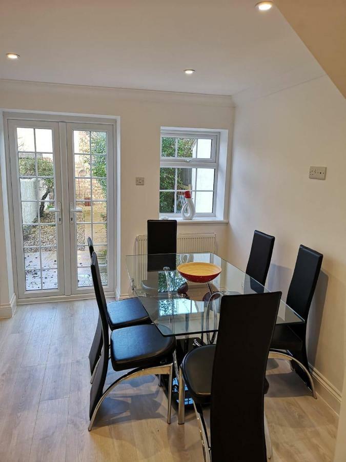 Villa Guildford Town House Exterior foto